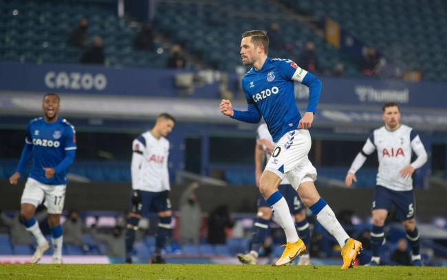 来巨大的市 来巨大的市